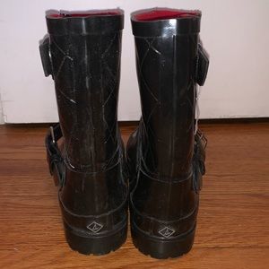 short rain boots